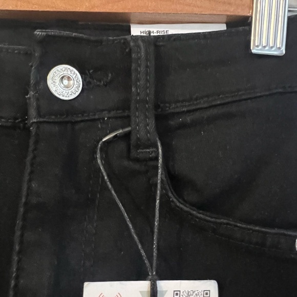 ZARA Sculpt High Rise Ankle Length Black Jeans Size 0 3643/050 New - Picture 6 of 6